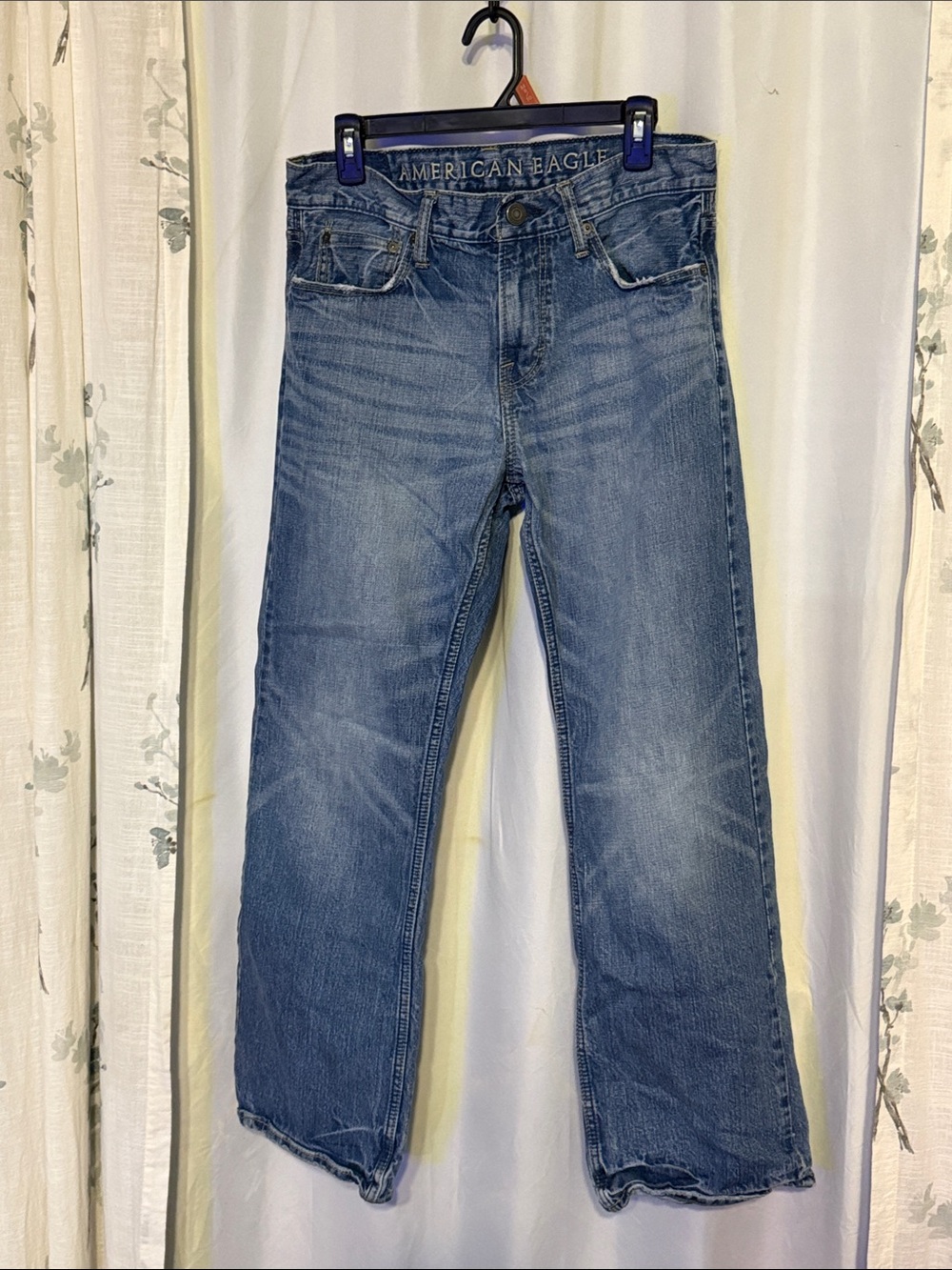American Eagle Outfitters Men's Light Blue Relaxed Jeans